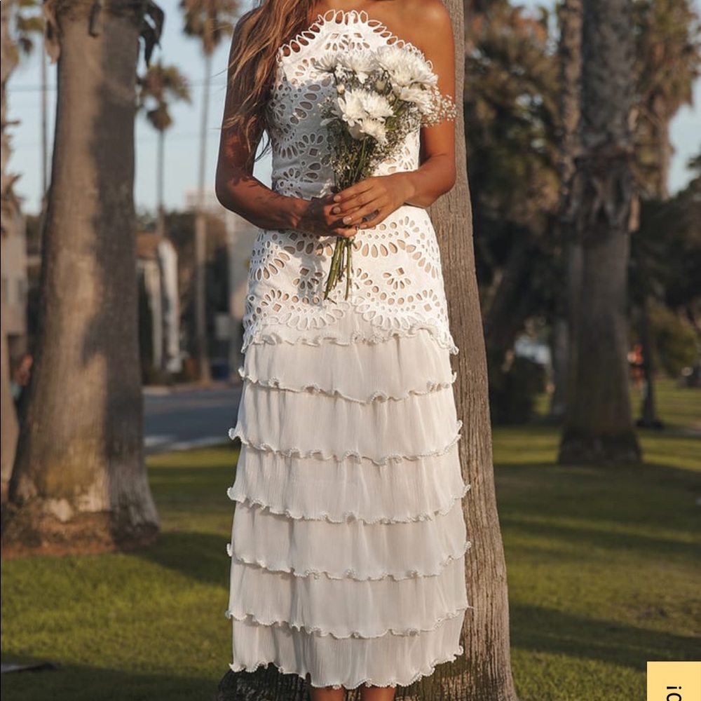 Waltz eyelet lace tiered strapless midi dress